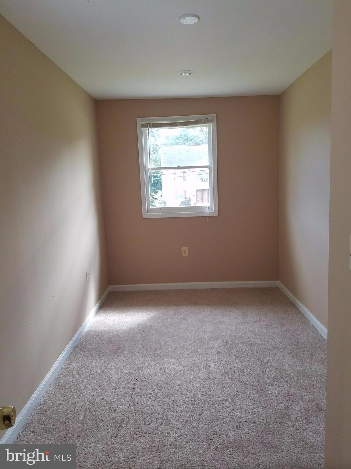 9110 Ardwick Ardmore Road Springdale, MD 20706 - Photo 11 of 17 Bedroom