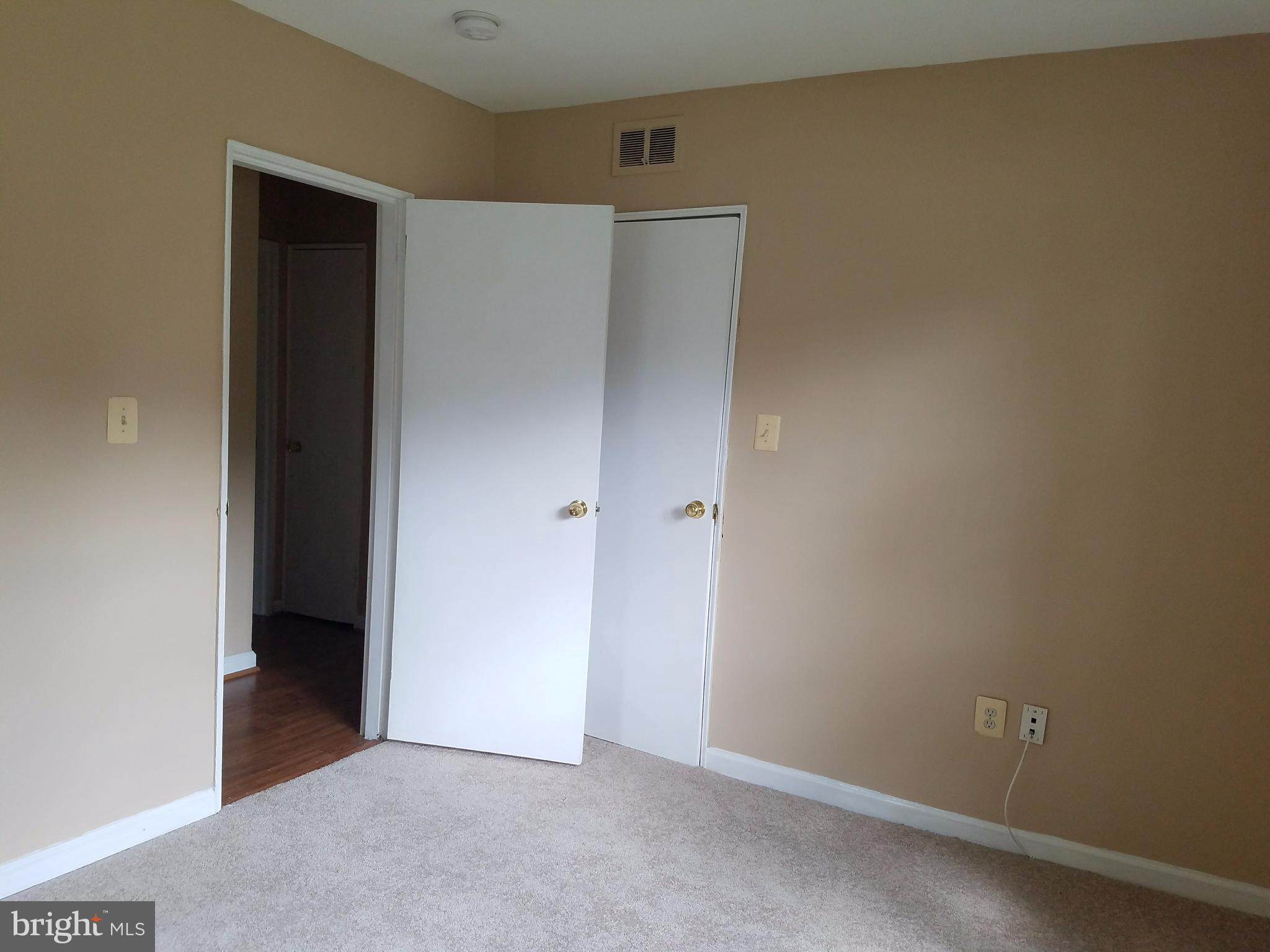 9110 Ardwick Ardmore Road Springdale, MD 20706 - Photo 8 of 17 Bedroom