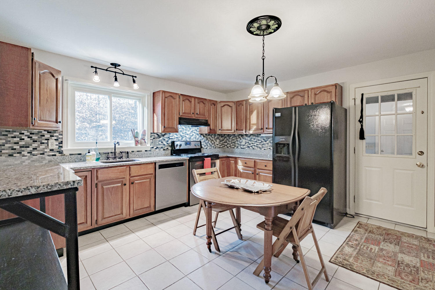11 Marginal Way Springvale, ME 04083 - Photo 8 of 40 Kitchen