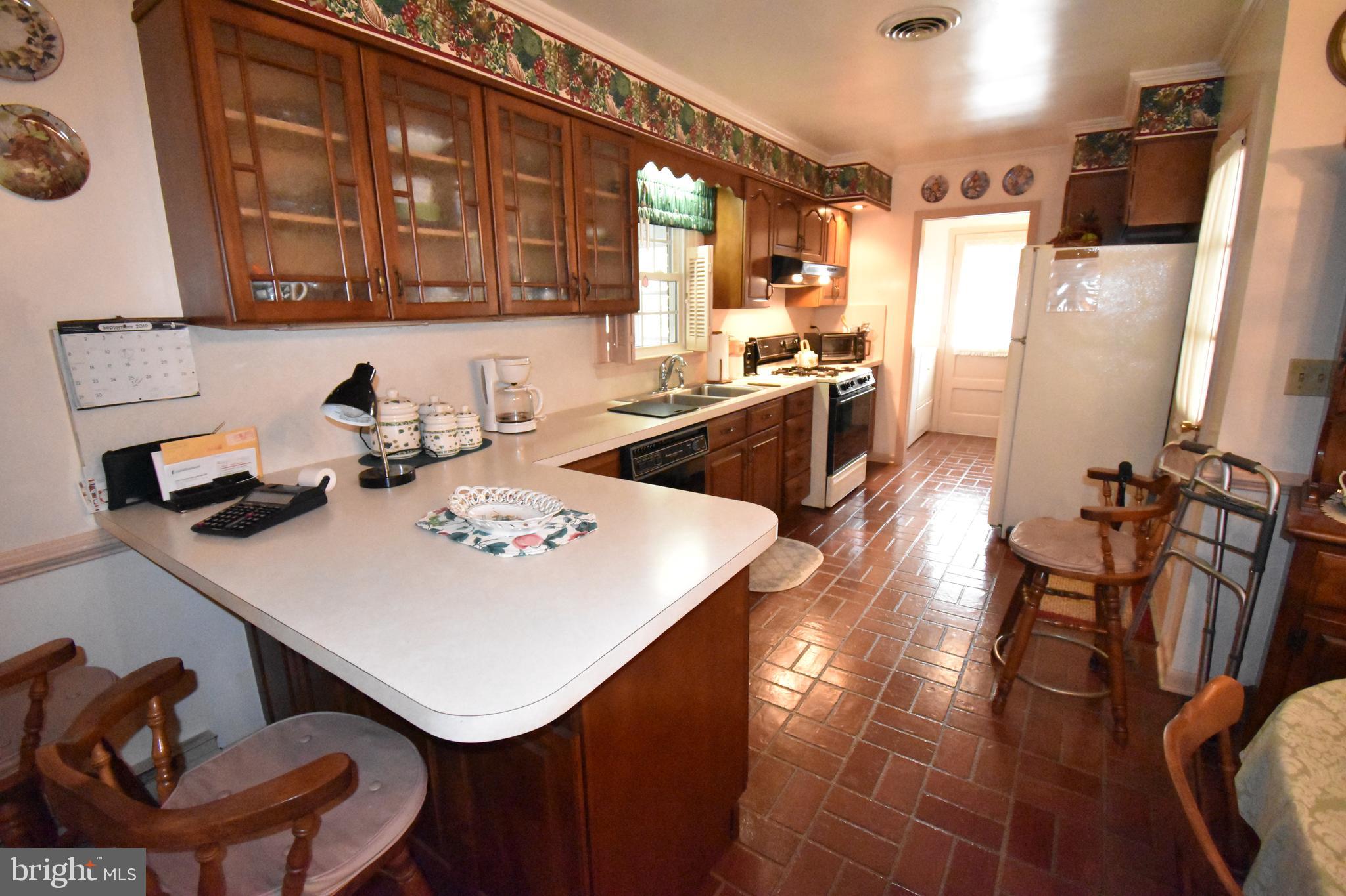 4 Shawnee Road Cambridge, MD 21613 - Photo 6 of 21 Kitchen