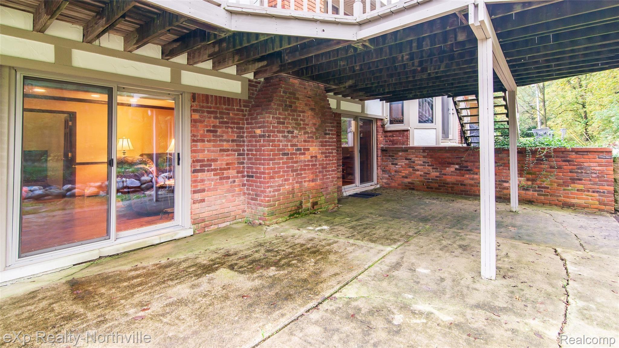22265 Currie Road Northville, MI 48167 - Photo 18 of 86 017_9.jpg