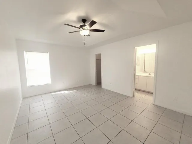 $2,250 | 1632 Southeast Chello Lane, Port St. Lucie, FL 34983