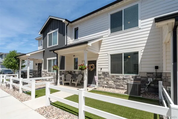 $2,100 | 1353 Reynolds Street, Unit 9B, Fort Lupton, CO 80621
