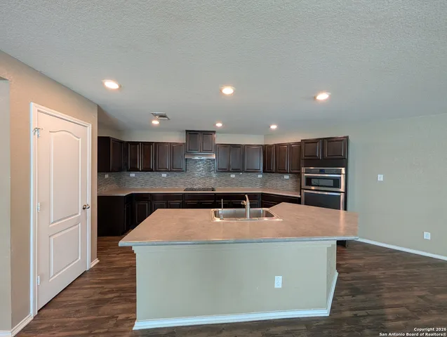 $1,795 | 2096 Brandywine Drive, New Braunfels, TX 78130