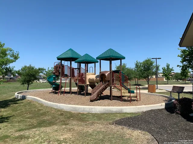 $1,795 | 2096 Brandywine Drive, New Braunfels, TX 78130