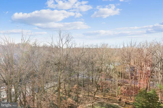 $230,000 | 9039 Sligo Creek Parkway, Unit 806, Silver Spring, MD 20901