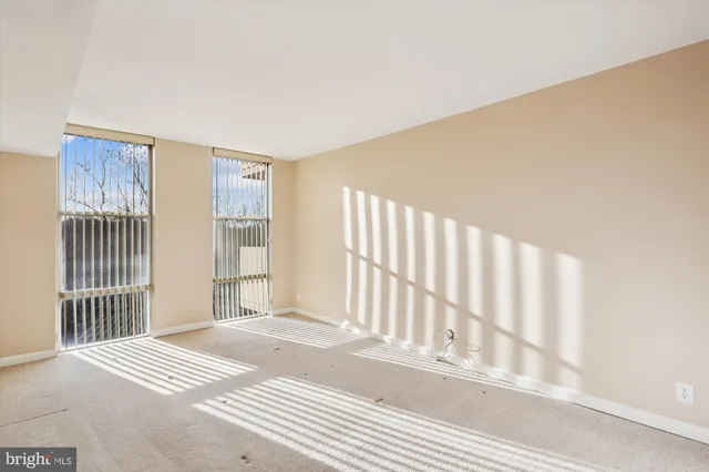 $230,000 | 9039 Sligo Creek Parkway, Unit 806, Silver Spring, MD 20901