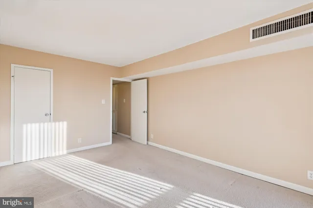 $230,000 | 9039 Sligo Creek Parkway, Unit 806, Silver Spring, MD 20901