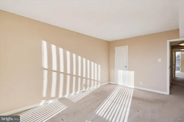 $230,000 | 9039 Sligo Creek Parkway, Unit 806, Silver Spring, MD 20901