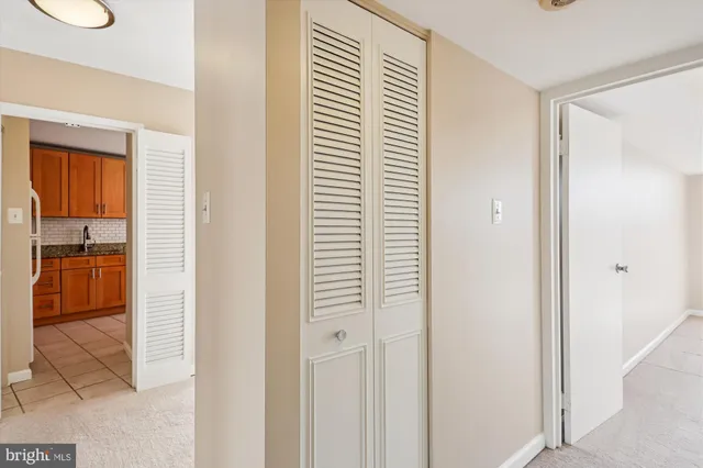 $230,000 | 9039 Sligo Creek Parkway, Unit 806, Silver Spring, MD 20901