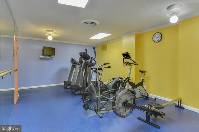 $230,000 | 9039 Sligo Creek Parkway, Unit 806, Silver Spring, MD 20901