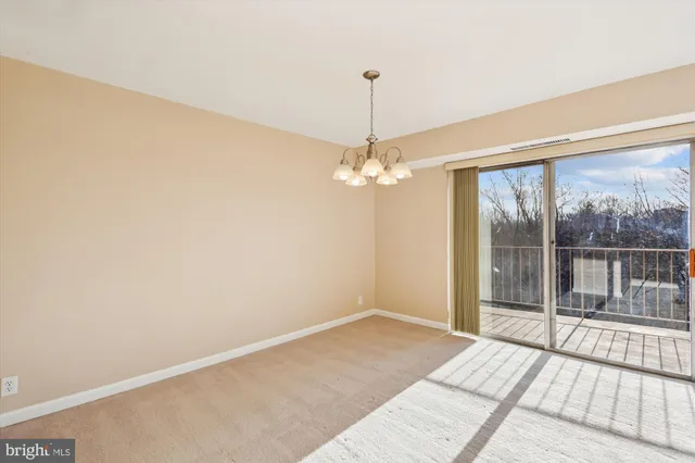 $230,000 | 9039 Sligo Creek Parkway, Unit 806, Silver Spring, MD 20901