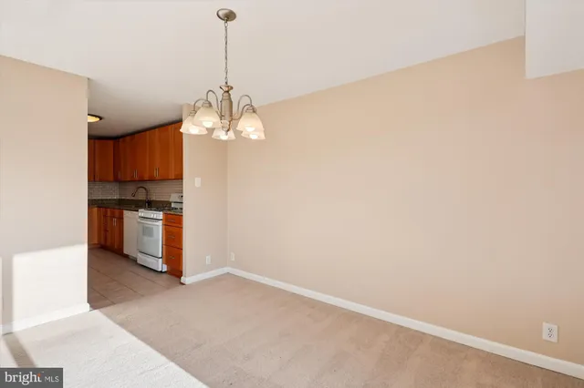 $230,000 | 9039 Sligo Creek Parkway, Unit 806, Silver Spring, MD 20901