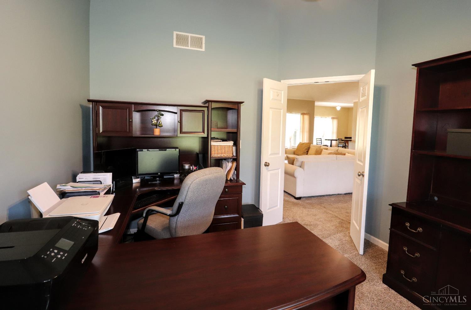 671 Warwick Road Hamilton, OH 45013 - Photo 32 of 99