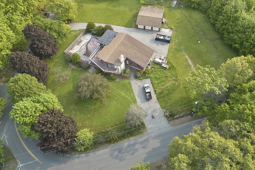 28 Gerrish Road Salisbury, MA 01952 - Photo 3 of 34