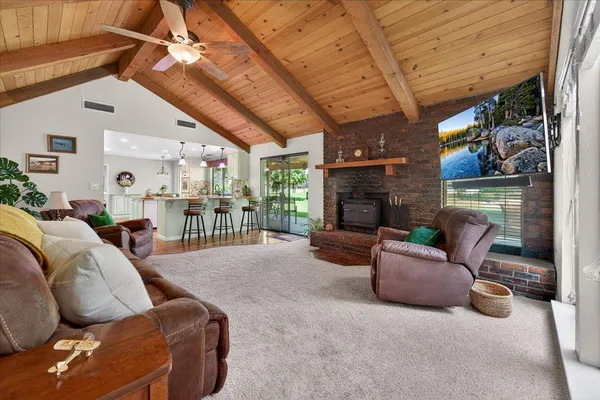 $1,050,000 | 11640 East Sierra Avenue, Clovis, CA 93619