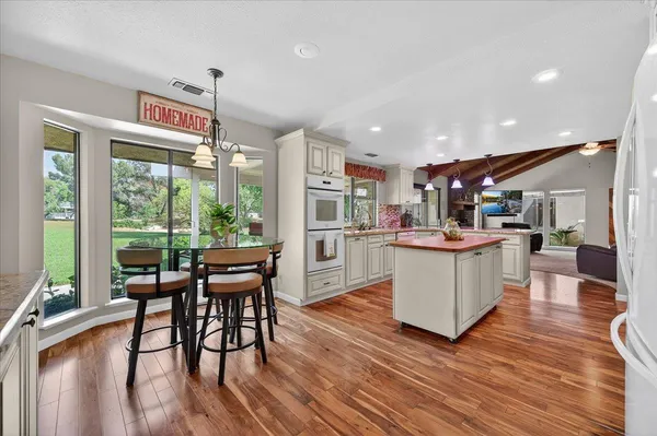 $1,050,000 | 11640 East Sierra Avenue, Clovis, CA 93619