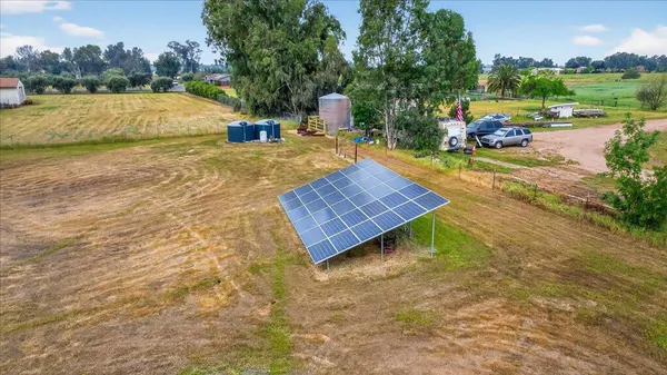 $1,050,000 | 11640 East Sierra Avenue, Clovis, CA 93619