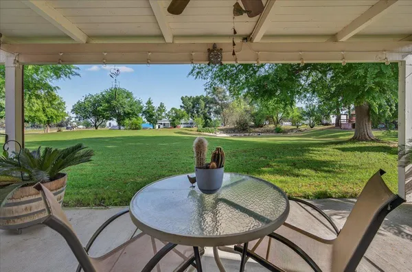 $1,050,000 | 11640 East Sierra Avenue, Clovis, CA 93619