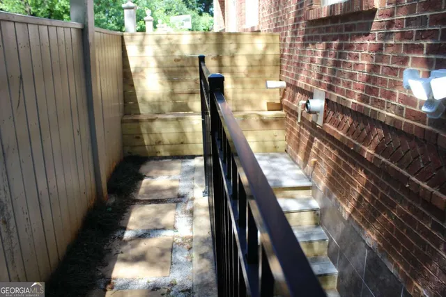 $2,200 | 1124 Center Street Northwest, Atlanta, GA 30318