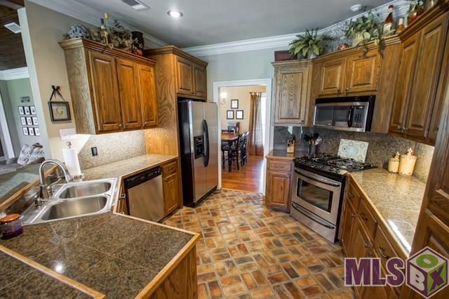 26105 Wax Road Denham Springs, LA 70726 - Photo 9 of 23 Gallery Image 9