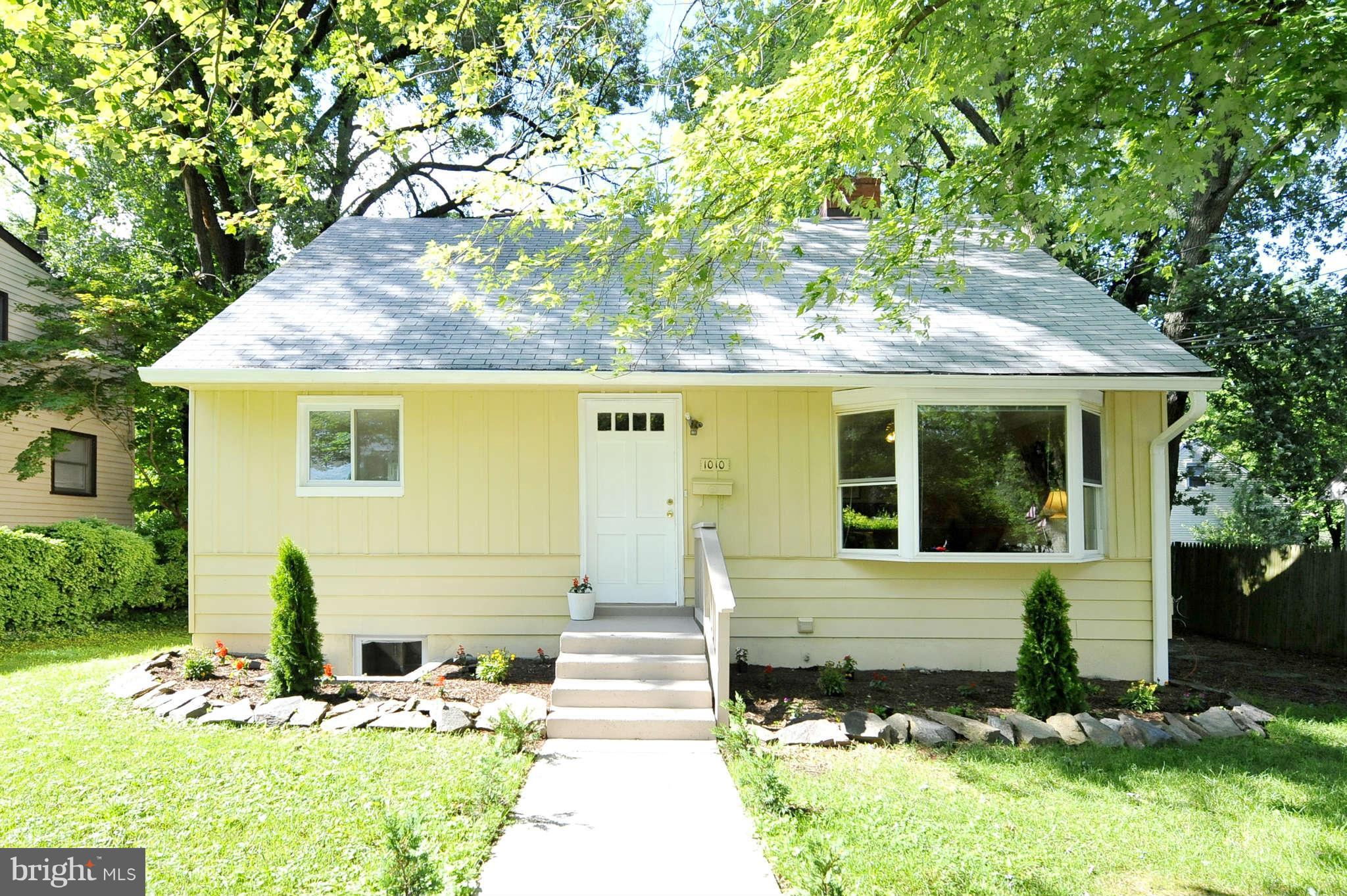 1010 Laredo Road Silver Spring, MD 20901 - Photo 1 of 30 Exterior (Front)