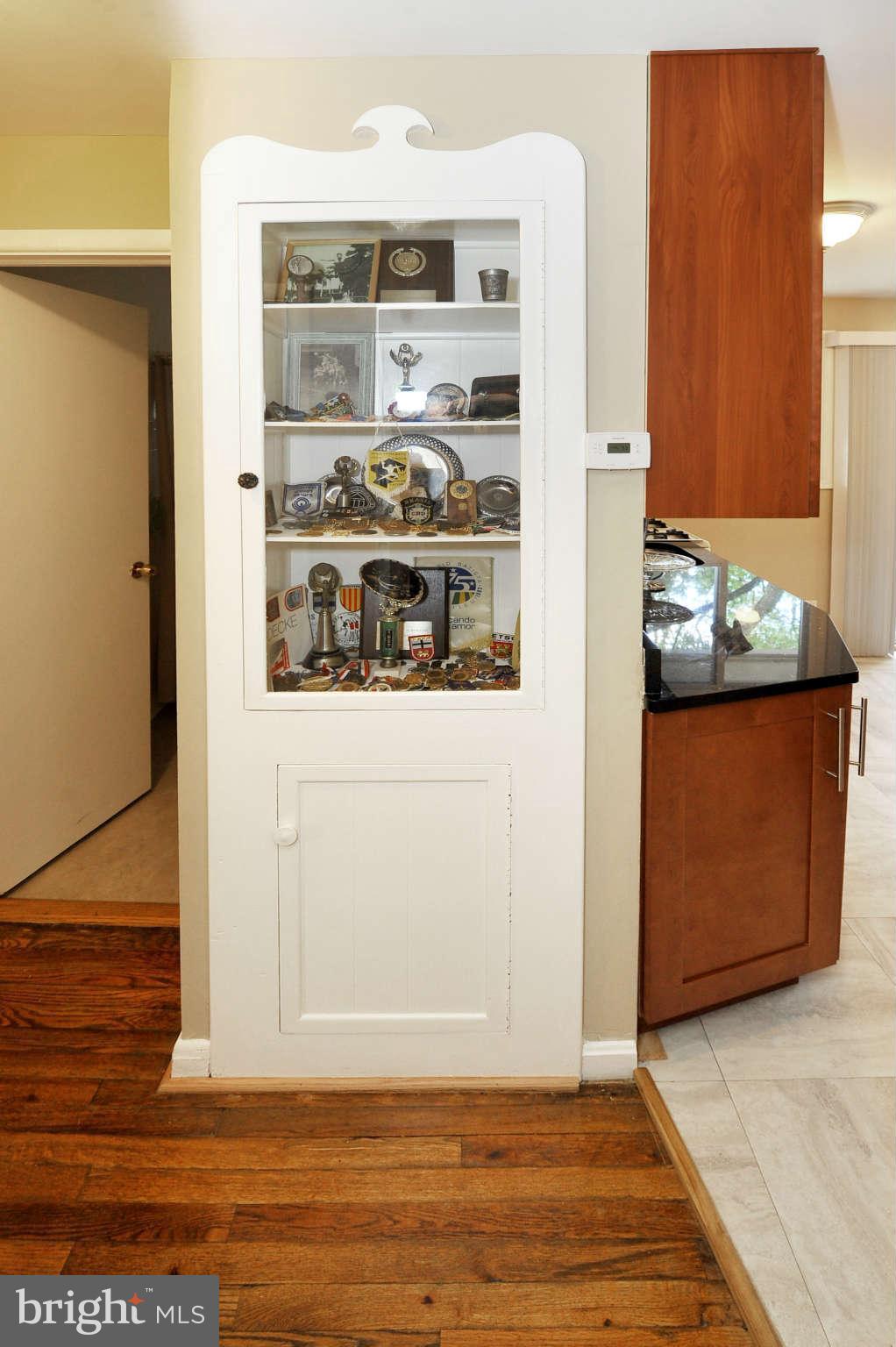 1010 Laredo Road Silver Spring, MD 20901 - Photo 5 of 30 Interior (General)