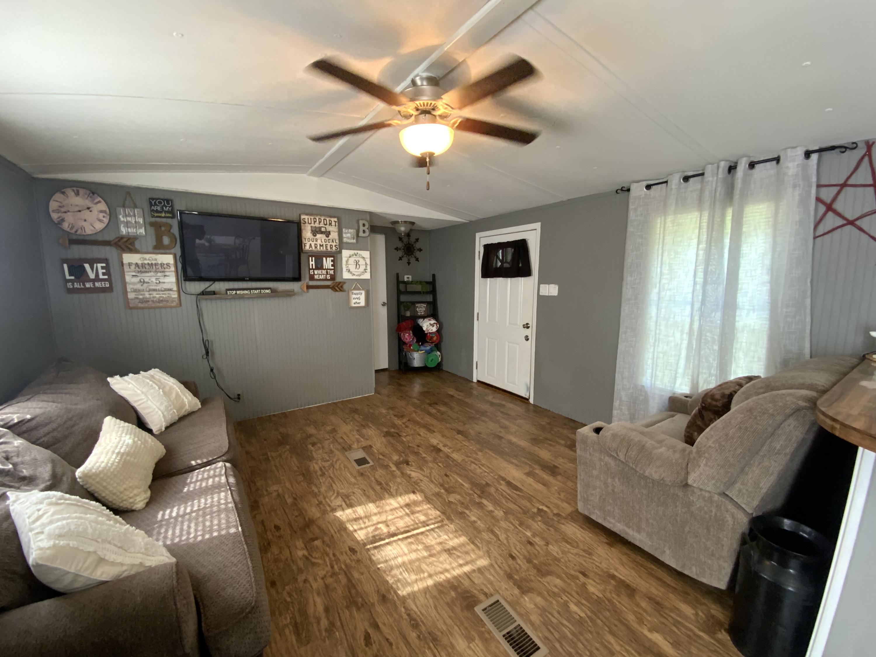 3303 Oak Grove Road Rocky Top, TN 37769 - Photo 24 of 29 1D683FC5-1931-4E55-B65F-A95F6D23C014