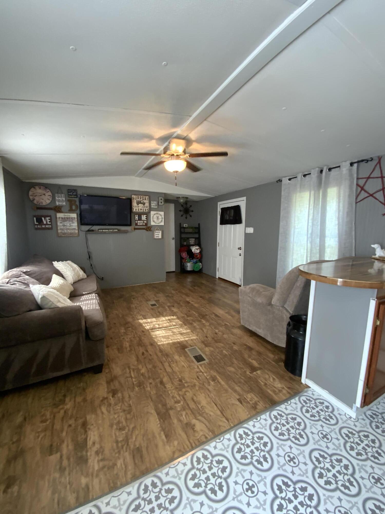 3303 Oak Grove Road Rocky Top, TN 37769 - Photo 25 of 29 F38EE208-9854-45A6-B3C9-6F5EDFE3FBEA