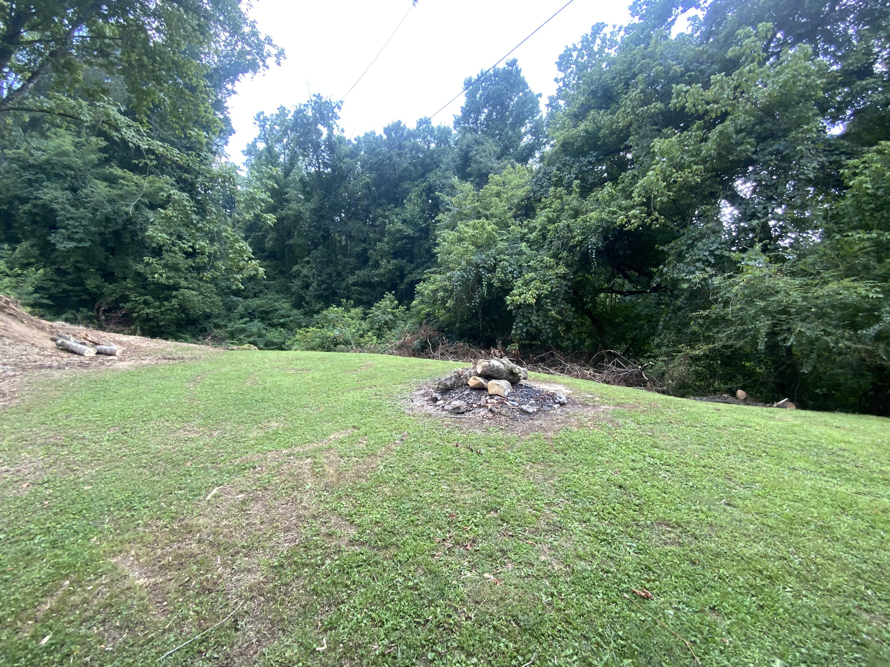 3303 Oak Grove Road Rocky Top, TN 37769 - Photo 8 of 29 C70C3347-70C6-438C-9D90-6041E4A0EDB6