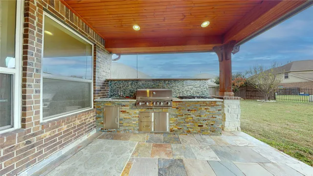 a front view of house with yard