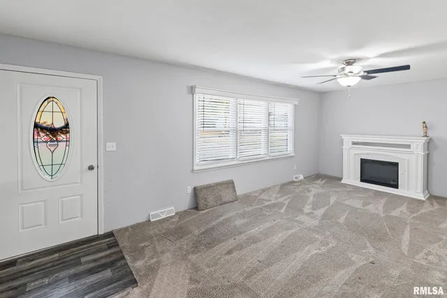 $170,000 | 628 Sara Drive, Centralia, IL 62801