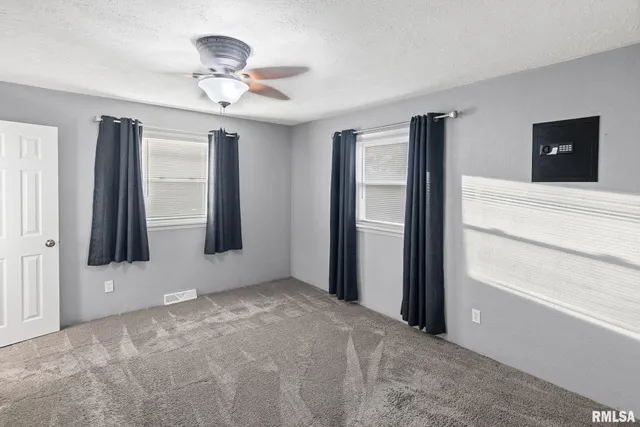 $170,000 | 628 Sara Drive, Centralia, IL 62801