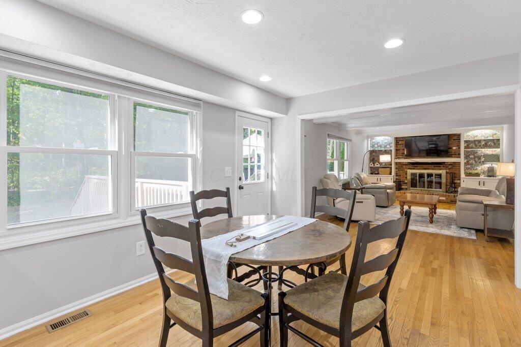 737 Autumn Branch Road Westerville, OH 43081 - Photo 10 of 43 Dinette and Family Room
