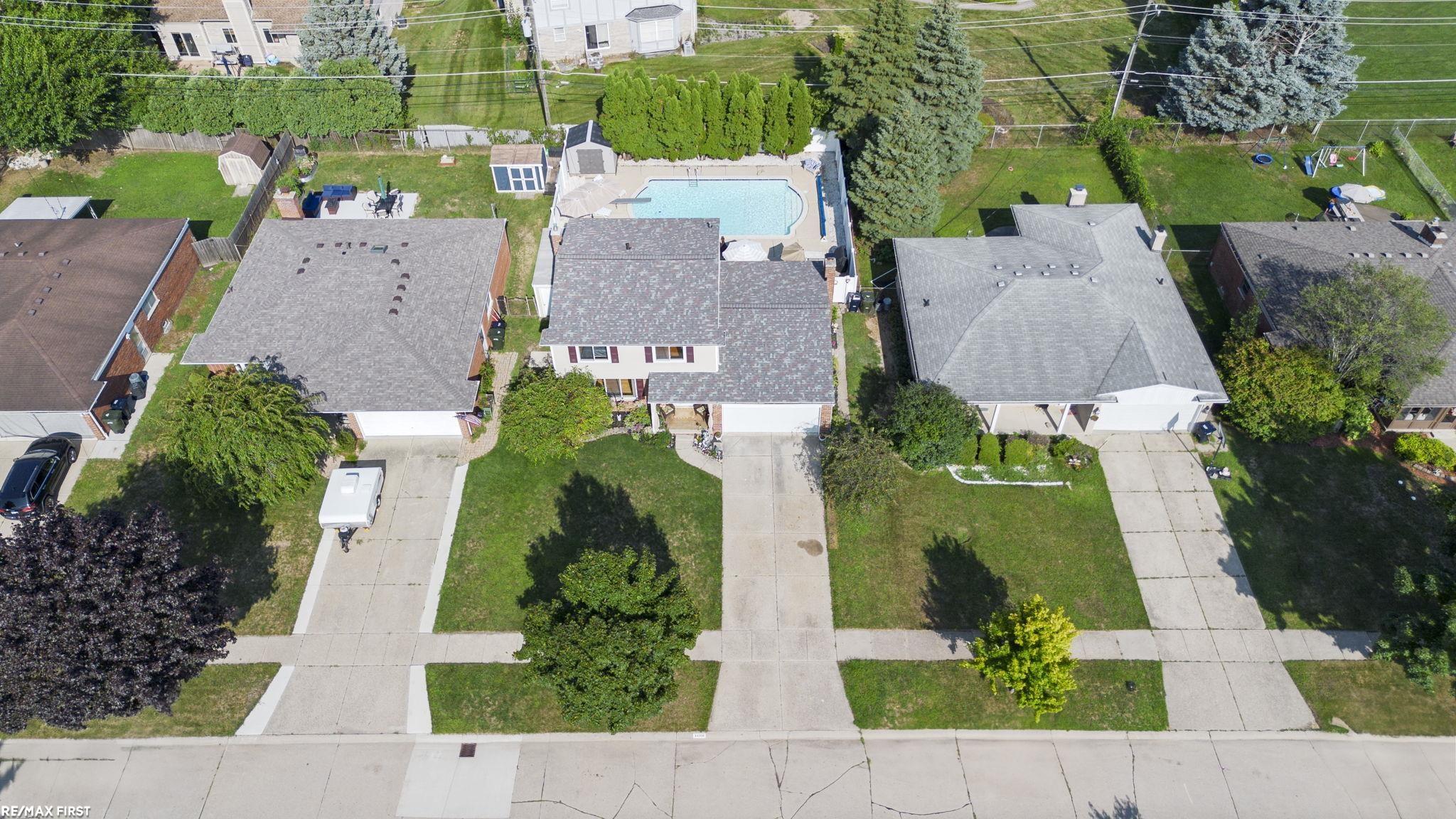 34308 Greentrees Road Sterling Heights, MI 48312 - Photo 48 of 57