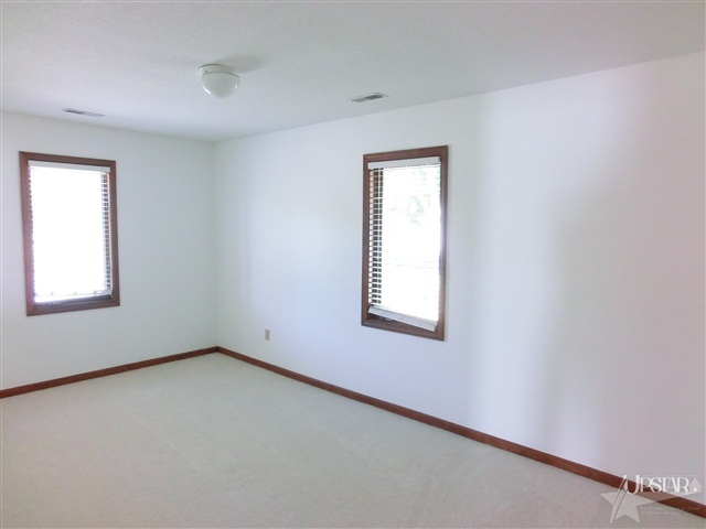 4333 Evard Road Fort Wayne, IN 46835 - Photo 14 of 20 Gallery Image 14