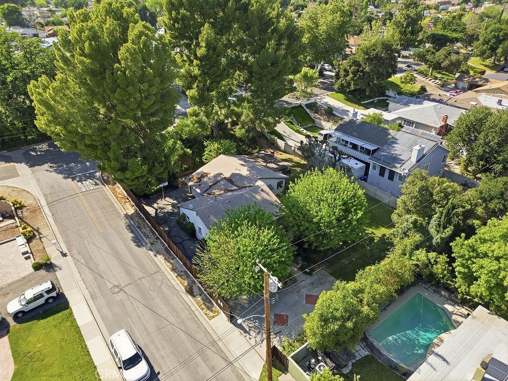 25102 Wheeler Road Newhall, CA 91321 - Photo 8 of 9 an aerial view of residential houses with outdoor space