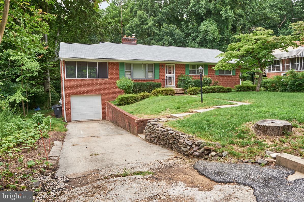 4912 Sharon Road Temple Hills, MD 20748 - Photo 2 of 25 front driveway