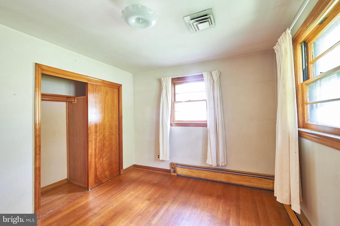 4912 Sharon Road Temple Hills, MD 20748 - Photo 14 of 25 Bedroom
