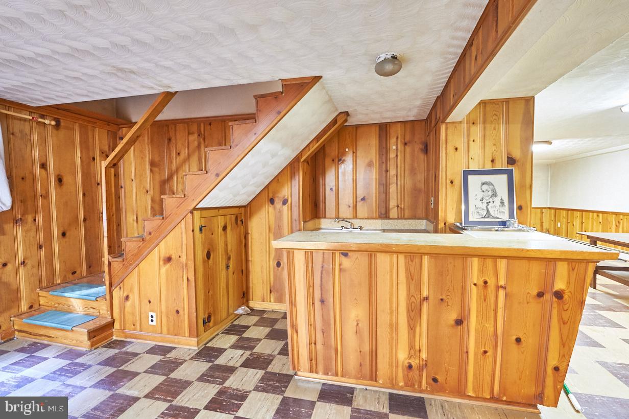 4912 Sharon Road Temple Hills, MD 20748 - Photo 15 of 25 Basement wet bar