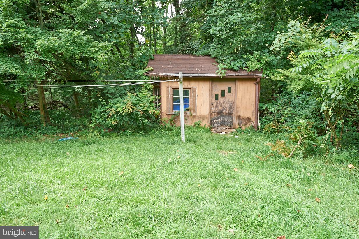 4912 Sharon Road Temple Hills, MD 20748 - Photo 25 of 25 rear shead