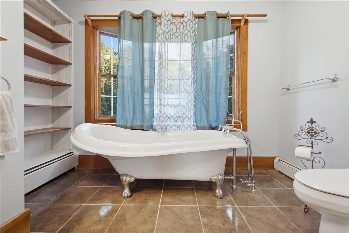 93 South Whitman School Road Buckfield, ME 04220 - Photo 43 of 134 Primary Bathroom