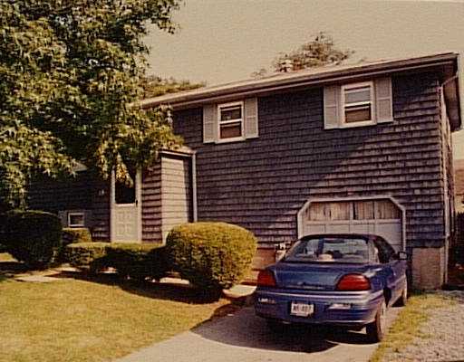 19 Ridgeway Drive Warren, RI 02885 - Photo 1 of 1 Exterior Front.