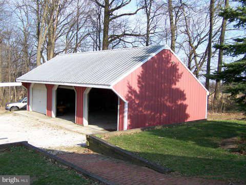 2382 Harvey Gummel Road Hampstead, MD 21074 - Photo 23 of 30 3 Car detached garage