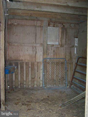 2382 Harvey Gummel Road Hampstead, MD 21074 - Photo 26 of 30 Barn stall 1 of 3