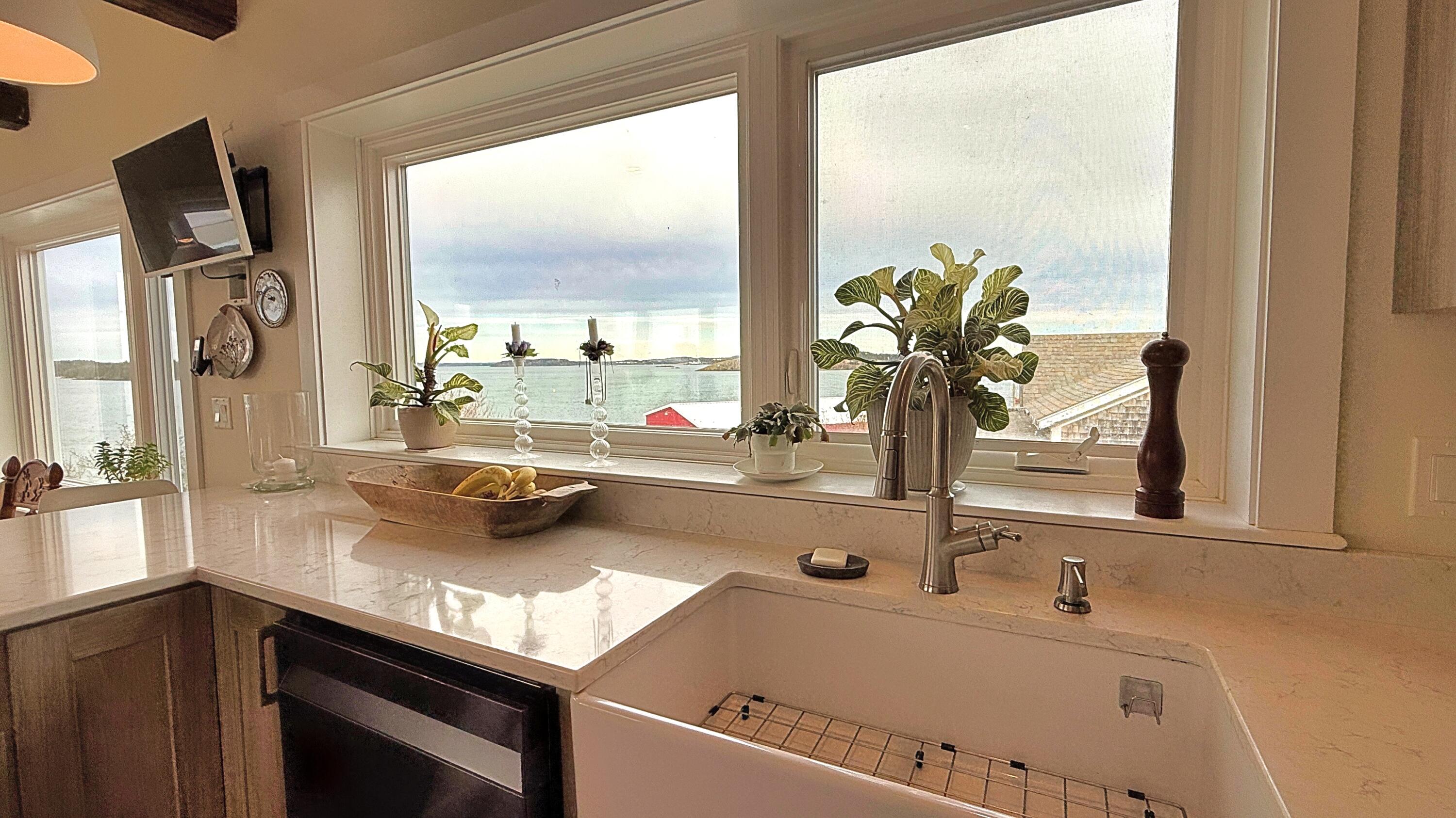 77 Johnson Street Lubec, ME 04652 - Photo 20 of 72 77 Johnson Street, Lubec