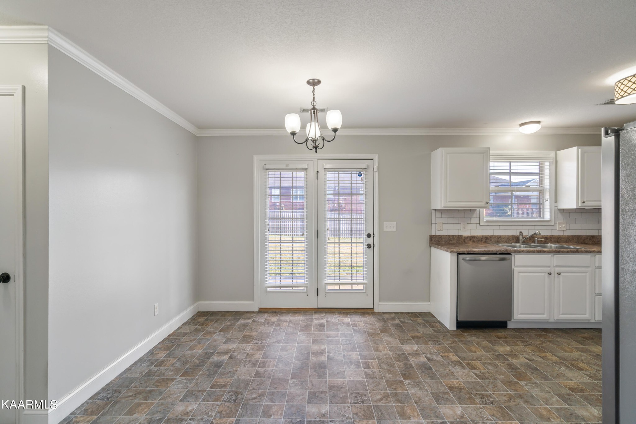 7635 Applecross Road Corryton, TN 37721 - Photo 11 of 28