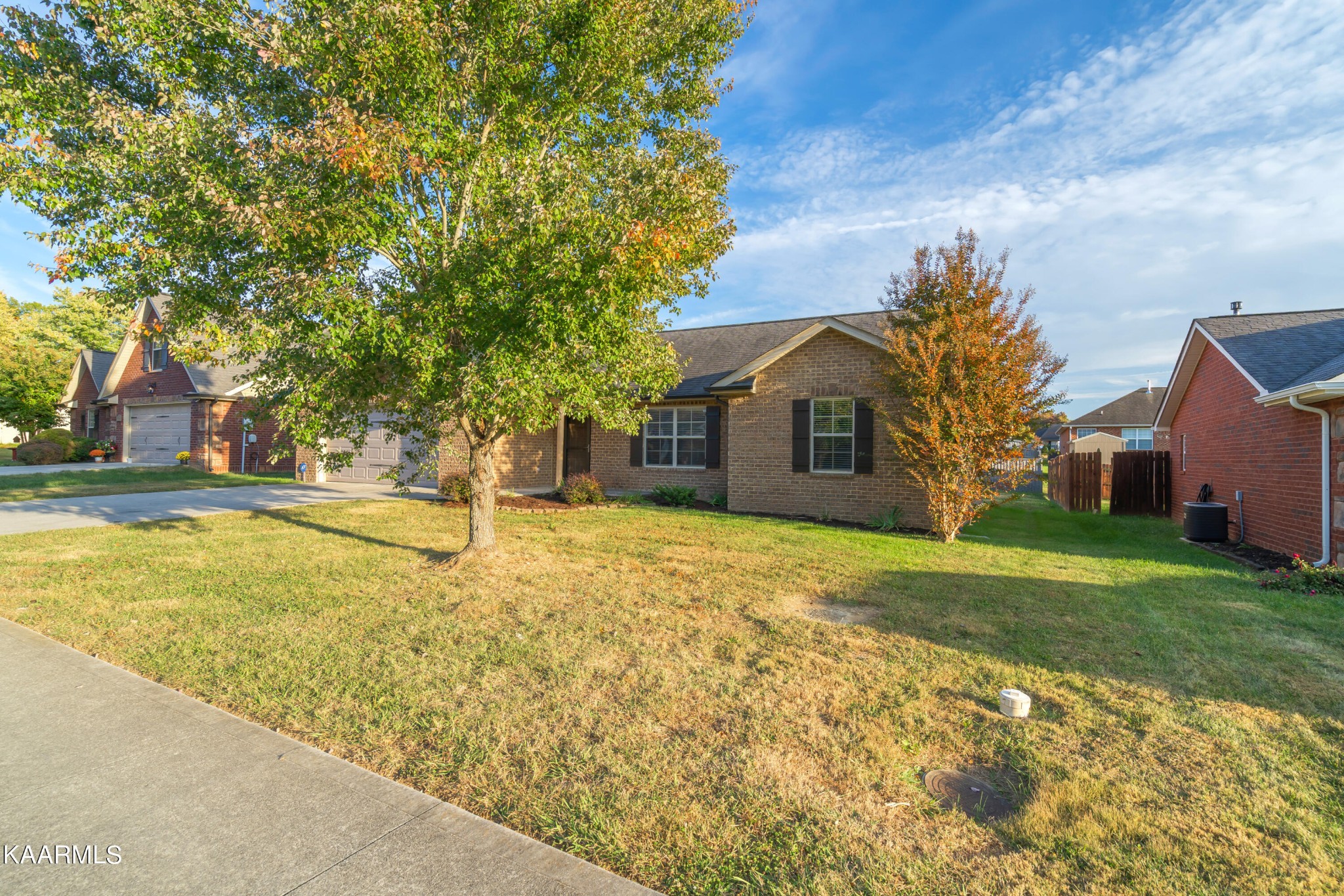 7635 Applecross Road Corryton, TN 37721 - Photo 2 of 28