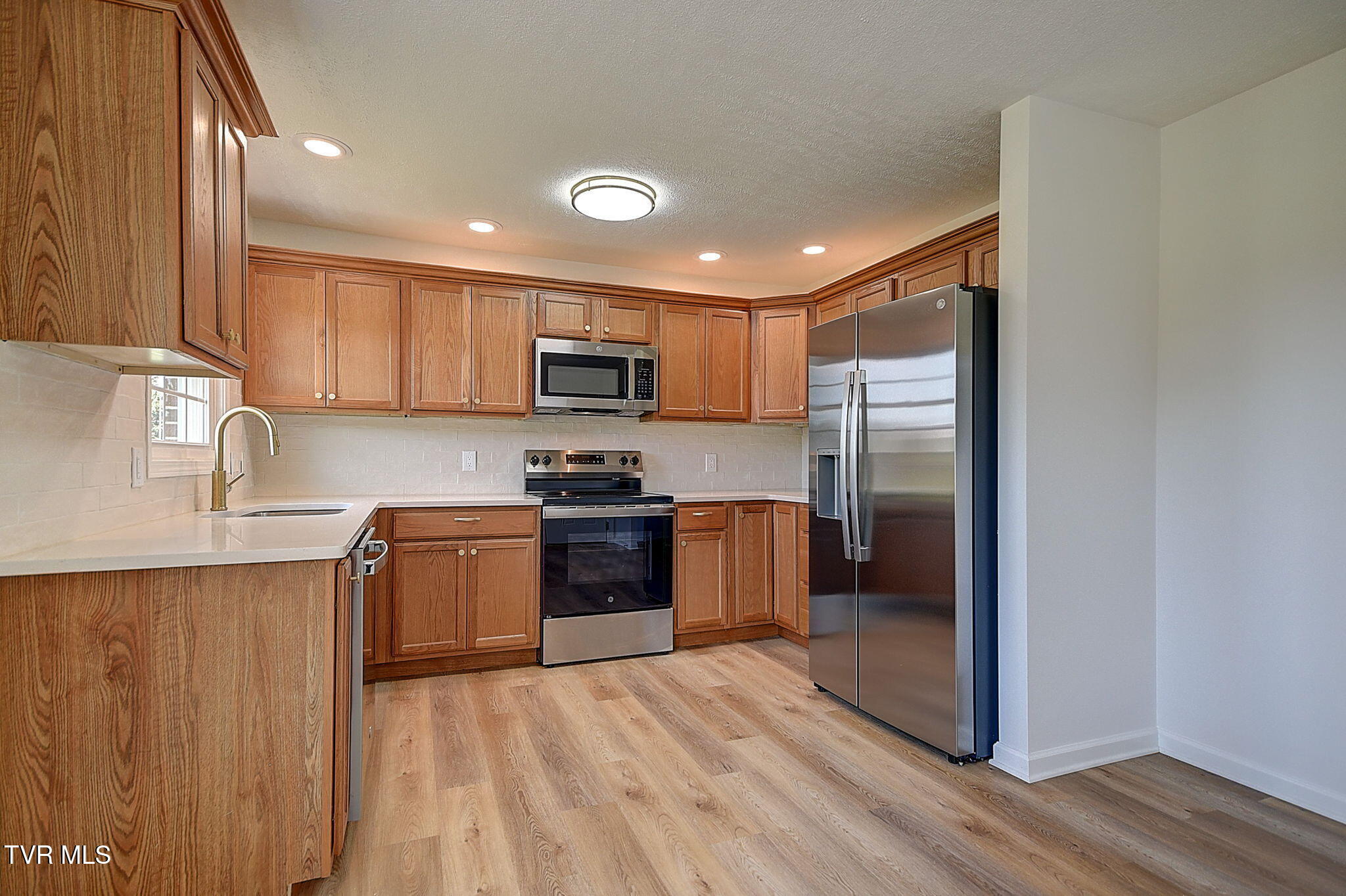 689 Liberty Church Road Kingsport, TN 37663 - Photo 12 of 46 27-web-or-mls-689 Liberty Church LG-15