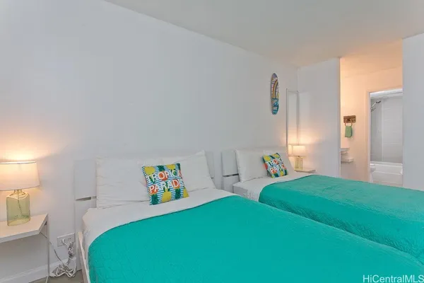 $2,450 | 2240 Kūhiō Avenue, Unit 1311, Honolulu, HI 96815